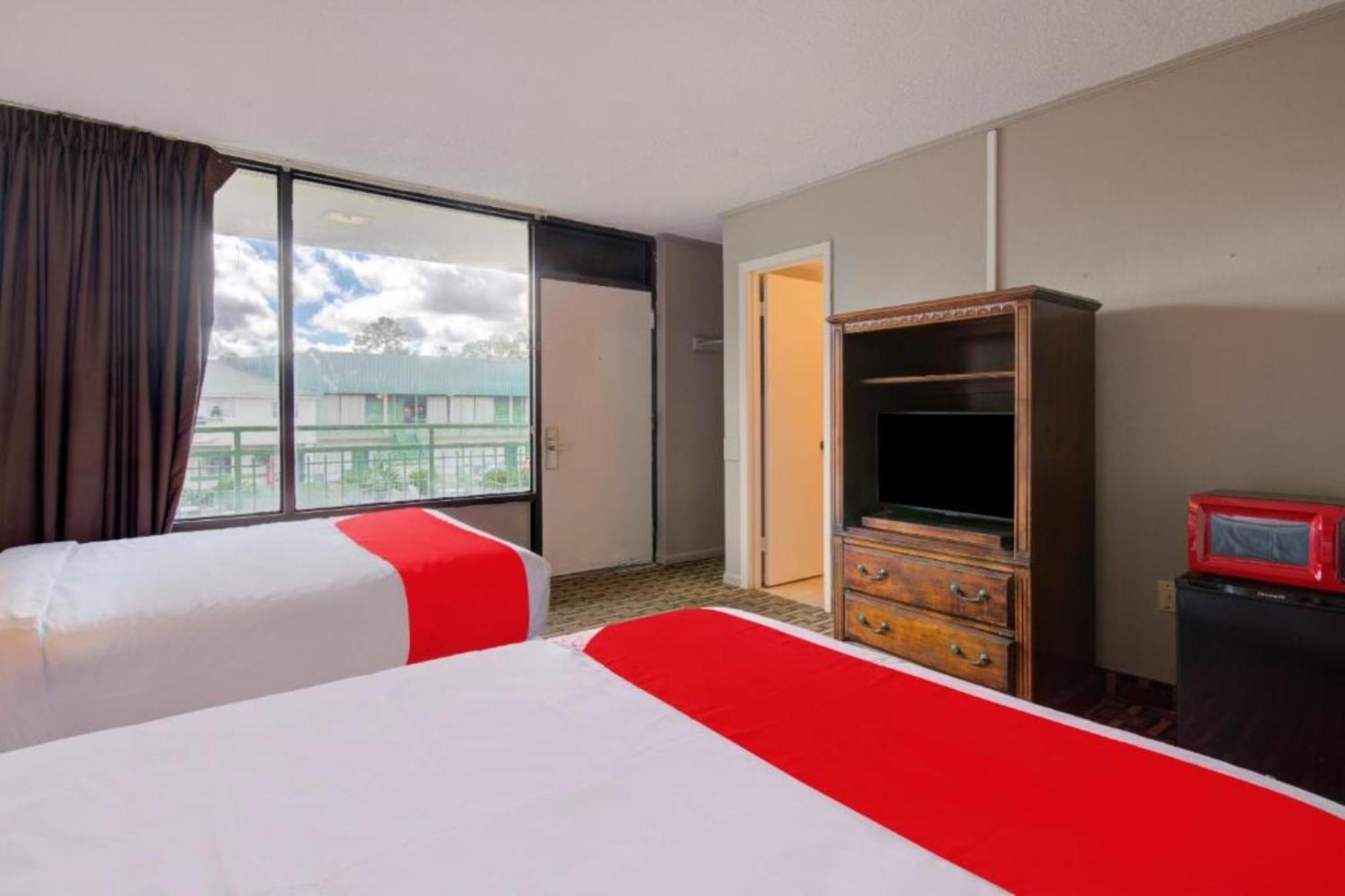 Oyo Hotel Douglas Ga Us-441 מראה חיצוני תמונה
