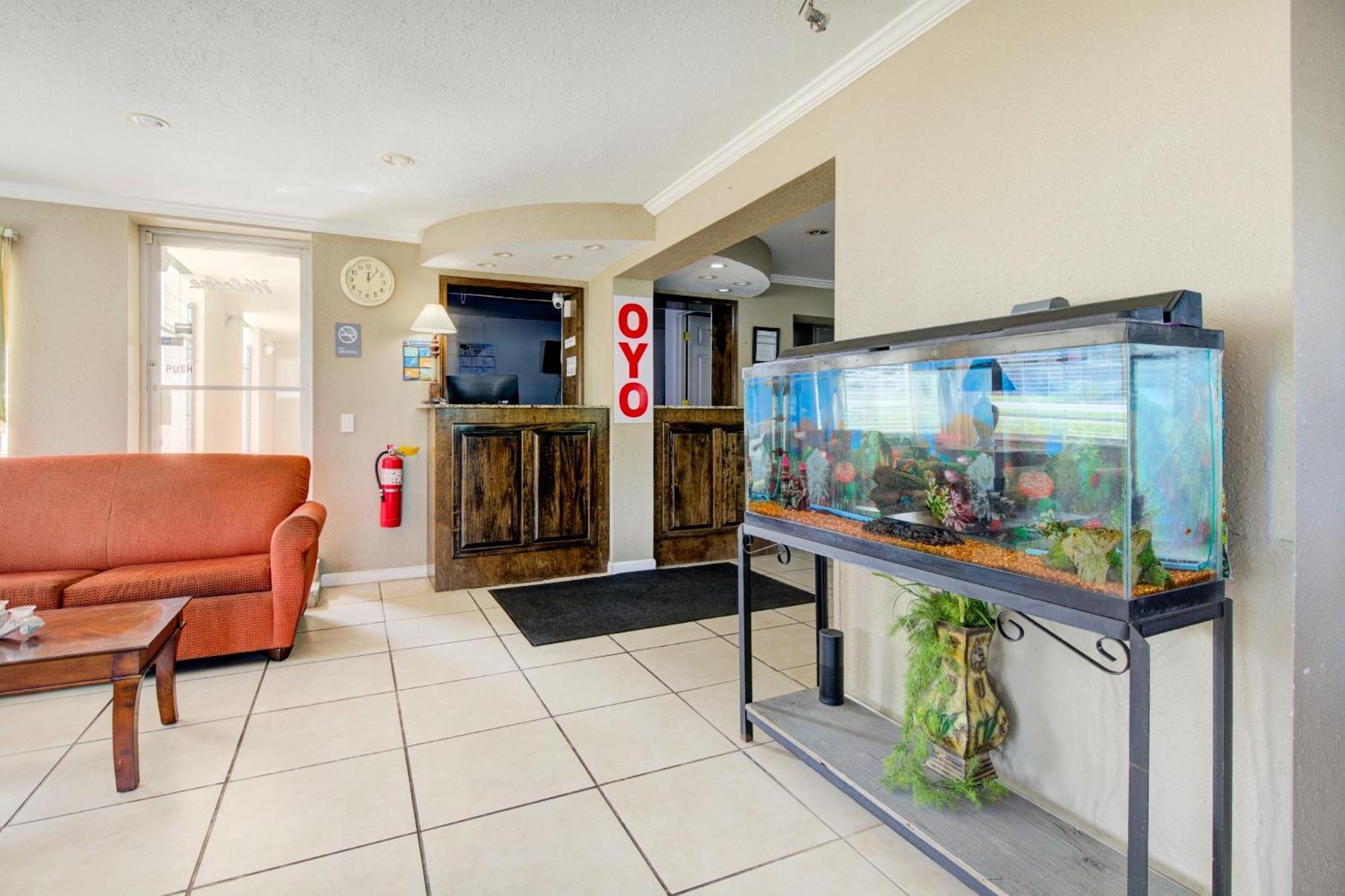 Oyo Hotel Douglas Ga Us-441 מראה חיצוני תמונה