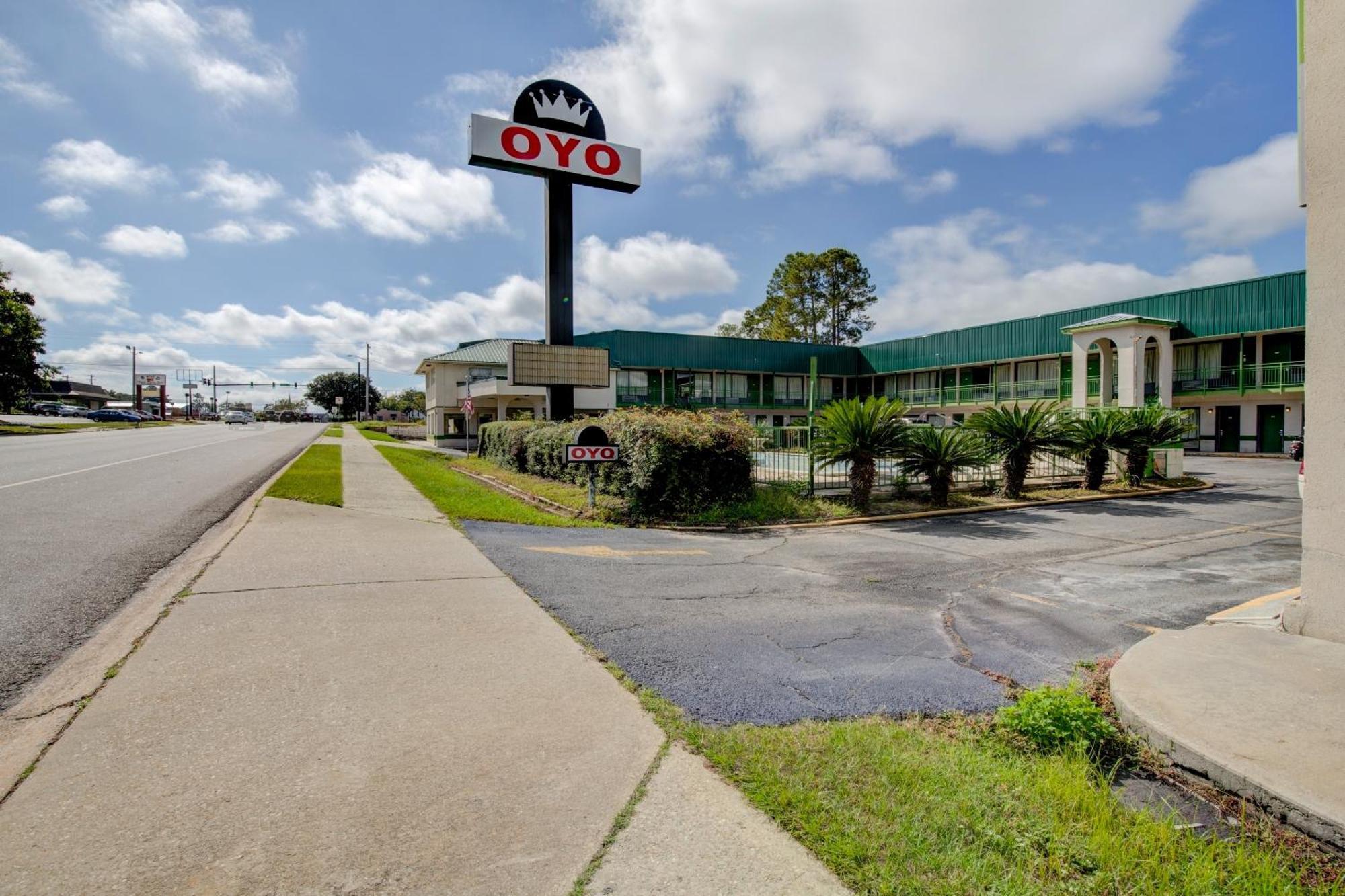 Oyo Hotel Douglas Ga Us-441 מראה חיצוני תמונה